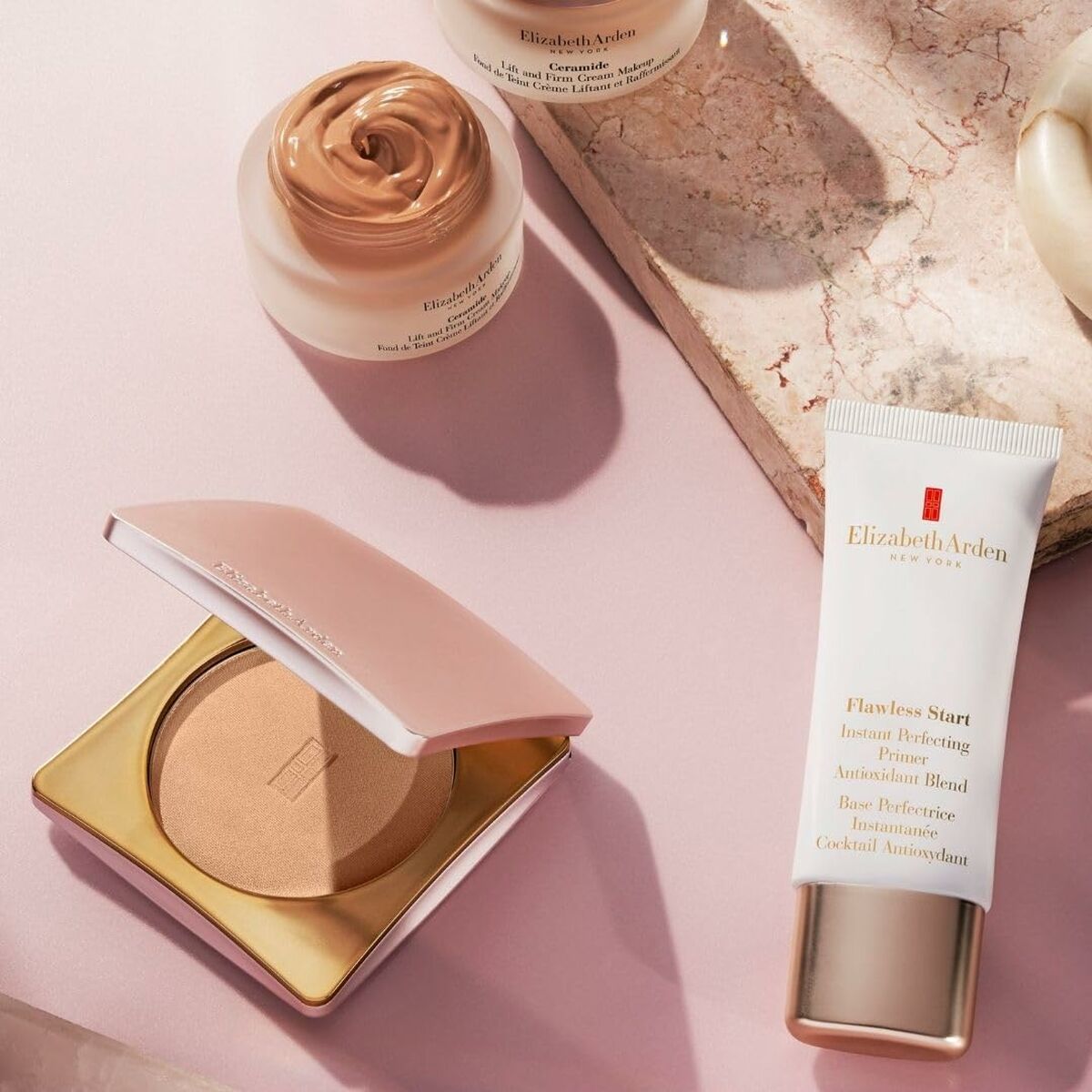 Compact Powders Elizabeth Arden SKINCARING POWDER Light 10 g - MES49